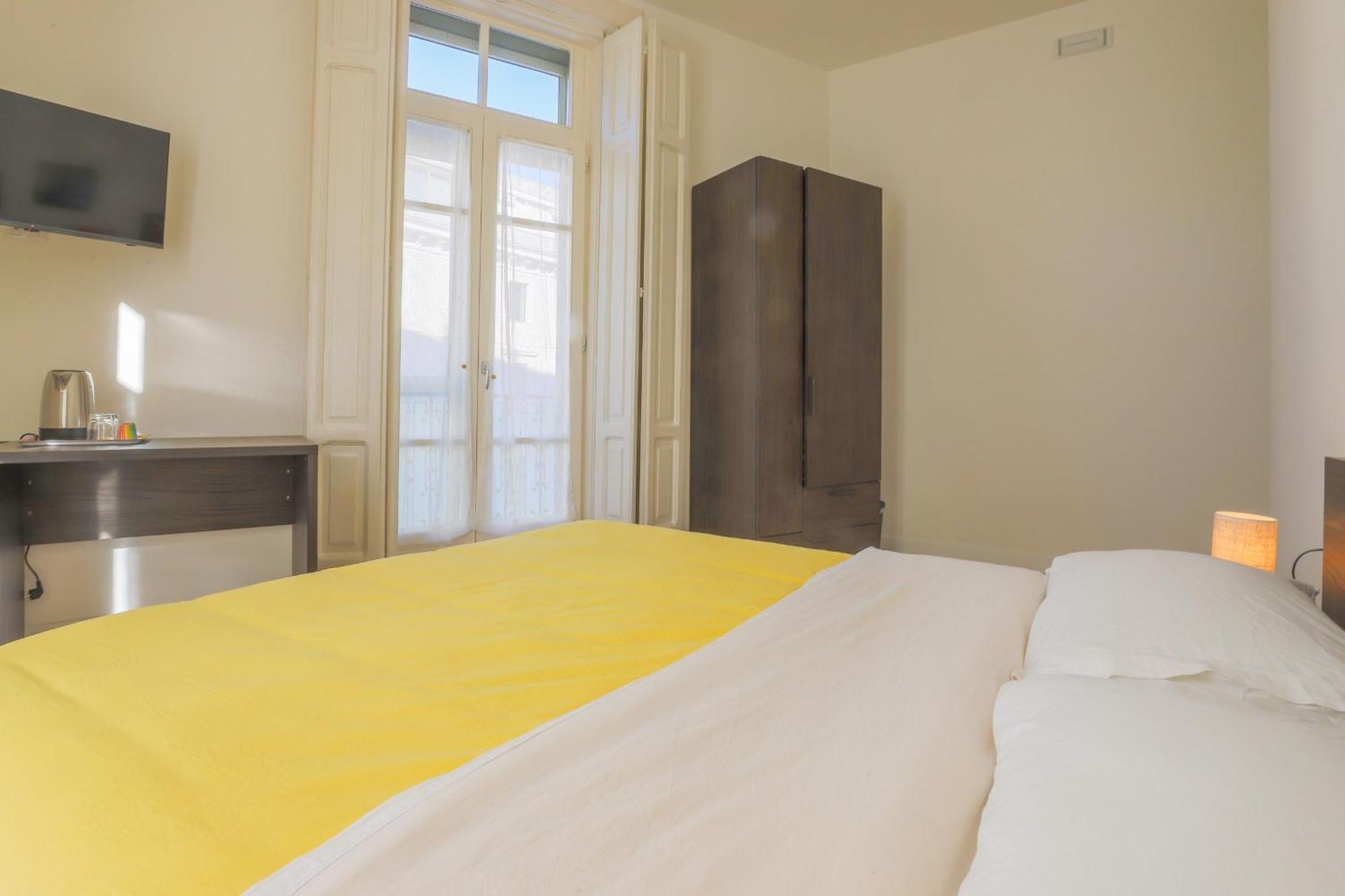 B&B Salerno Centrale ภายนอก รูปภาพ