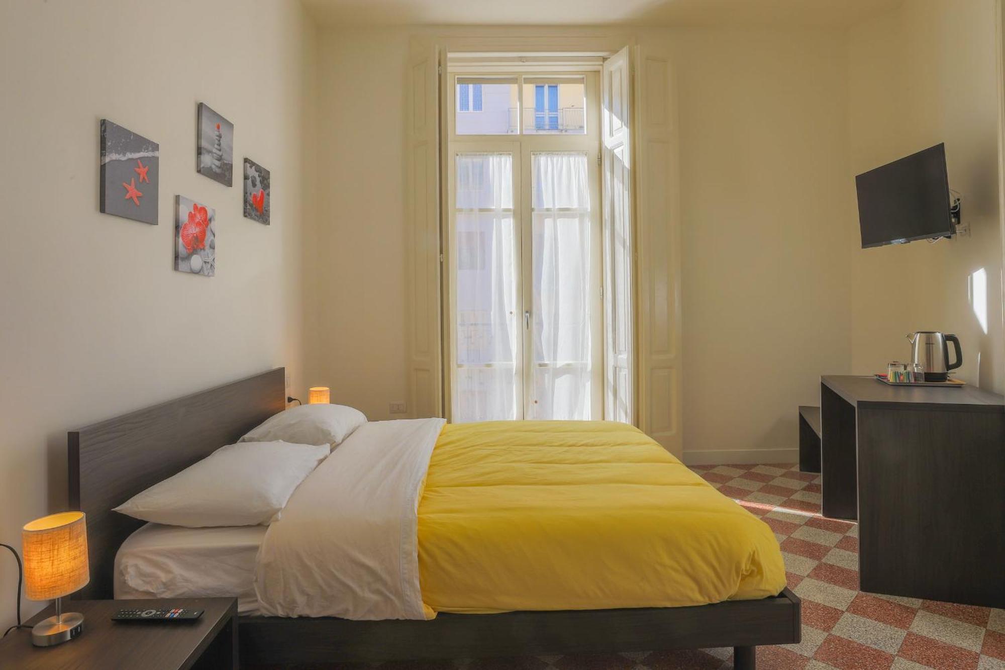 B&B Salerno Centrale ภายนอก รูปภาพ